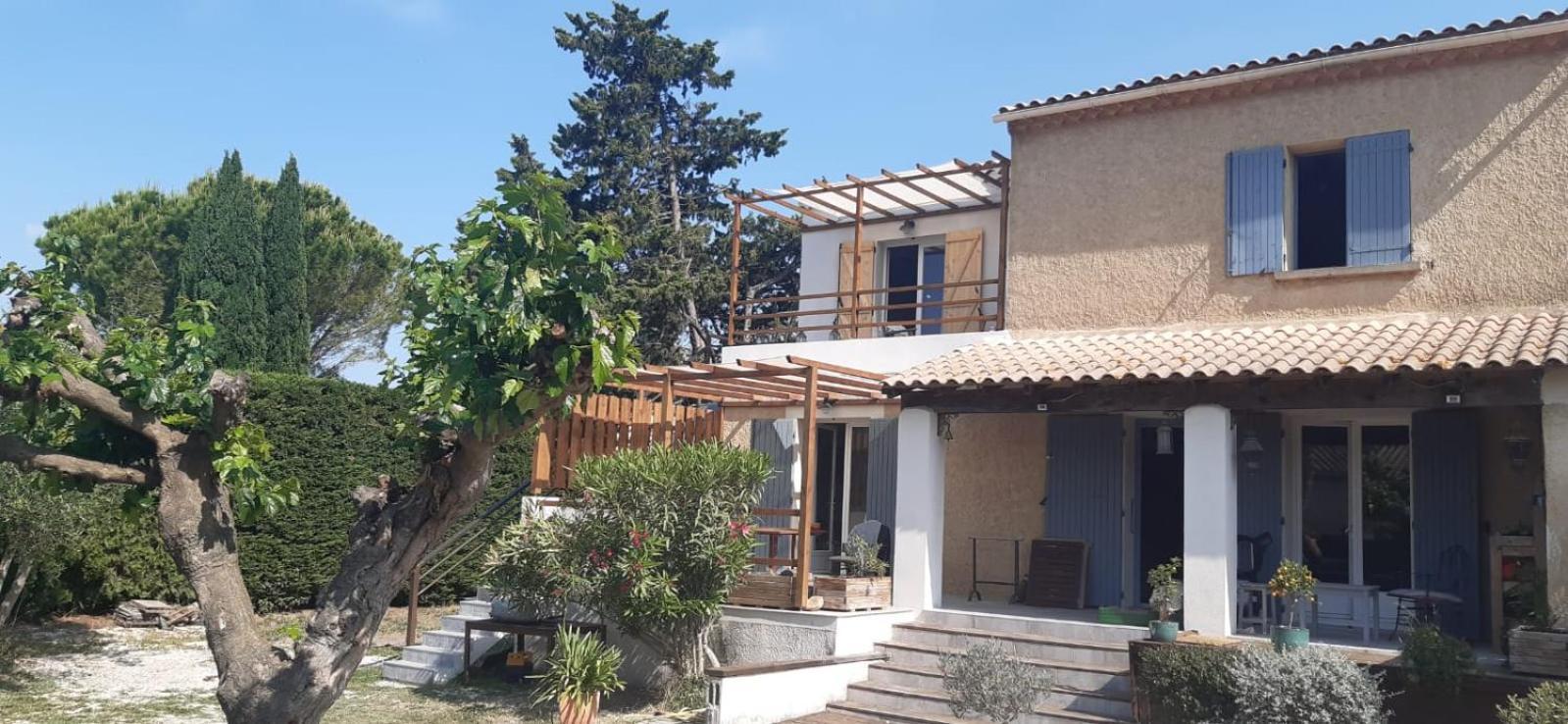 L'En Haut Aramon Exteriér fotografie