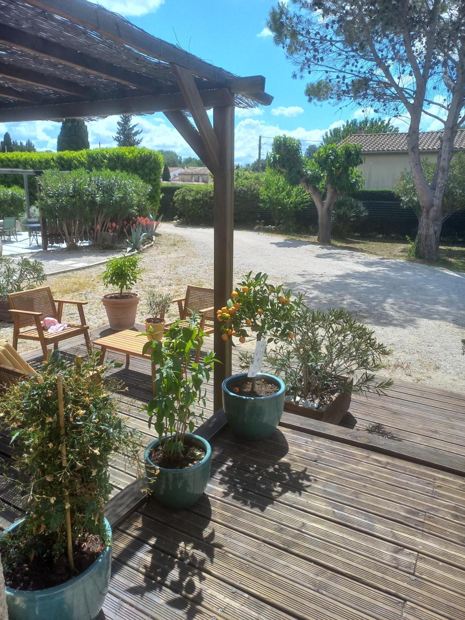 L'En Haut Aramon Exteriér fotografie